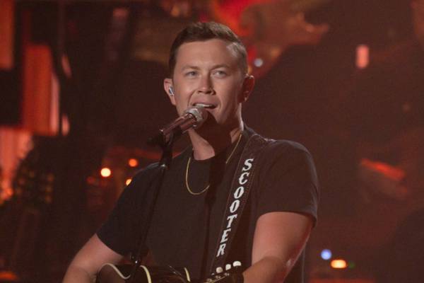 Scotty returns to 'Idol' with "Cab in a Solo"
