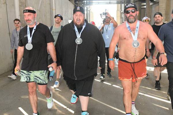 Jelly Roll completes 5k after weight loss