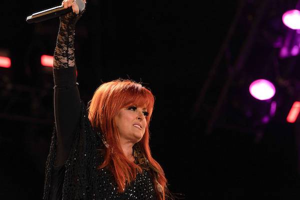 Wynonna Judd says The Judds’ final tour is “going to heal me” after mom Naomi Judd’s death