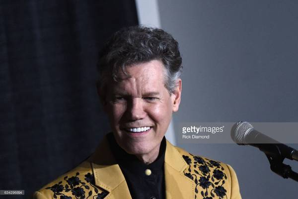 Randy Travis records new music for the first time in over a decade